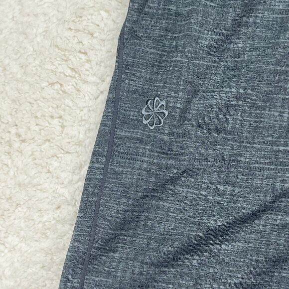 NWT Small Sm Nike YOGA Shorts Dri-FIT 5" Inseam Unlined Gym Grey FB7786-065 Mens - Picture 2 of 7